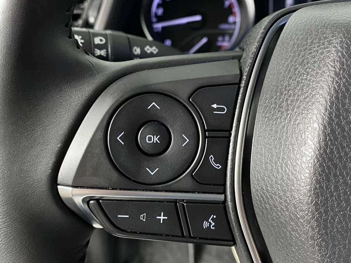 Купить Toyota Camry с пробегом. Фото: #11