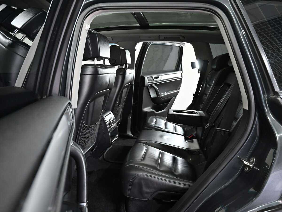 Купить Volkswagen Touareg с пробегом. Фото: #5