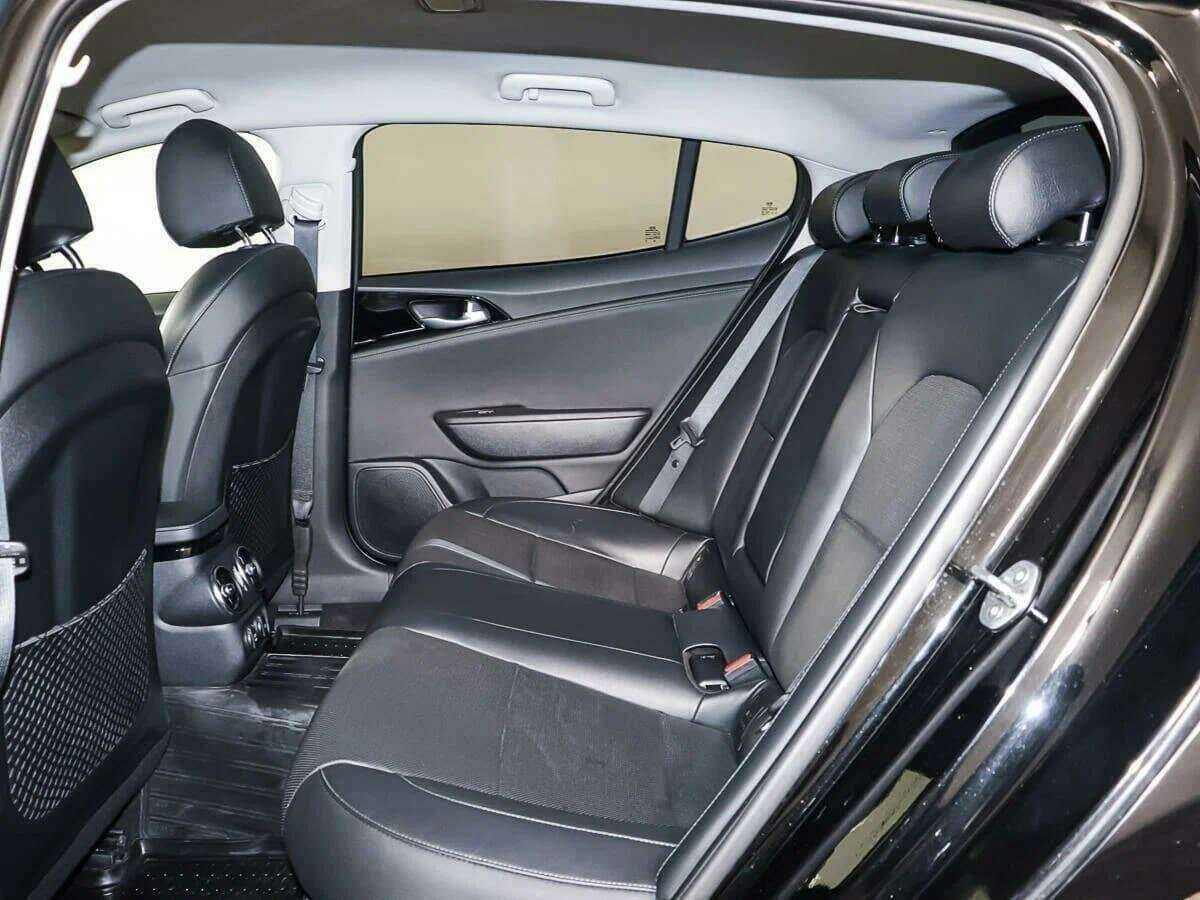 Купить Kia Stinger с пробегом. Фото: #11