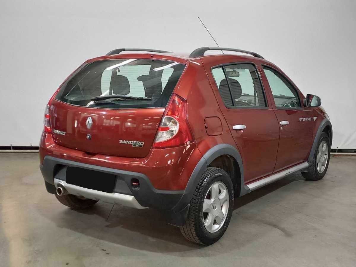 Купить Renault Sandero с пробегом. Фото: #4