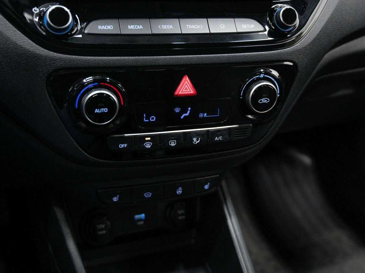 Купить Hyundai Solaris с пробегом. Фото: #19