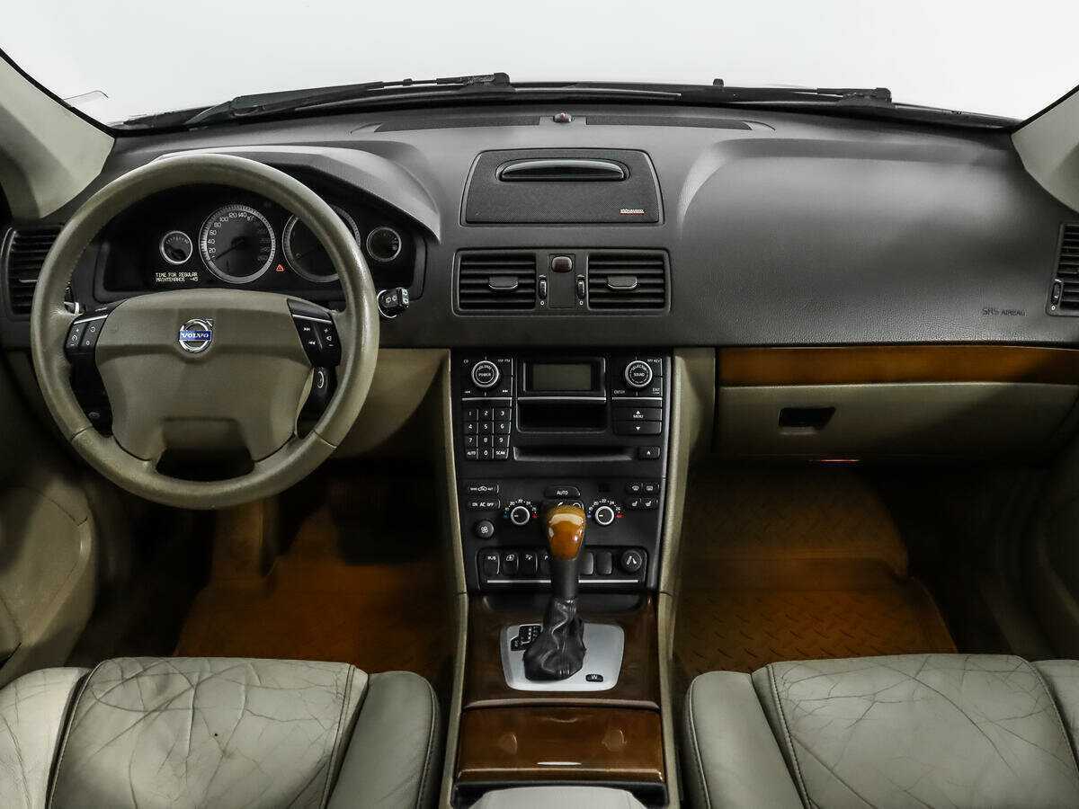 Купить Volvo XC90 с пробегом. Фото: #12