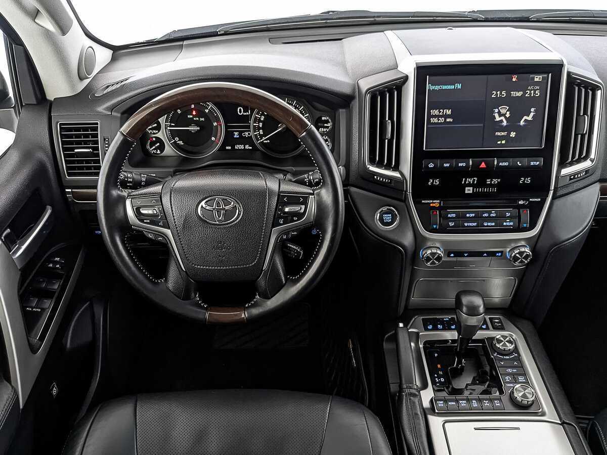 Купить Toyota Land Cruiser с пробегом. Фото: #27