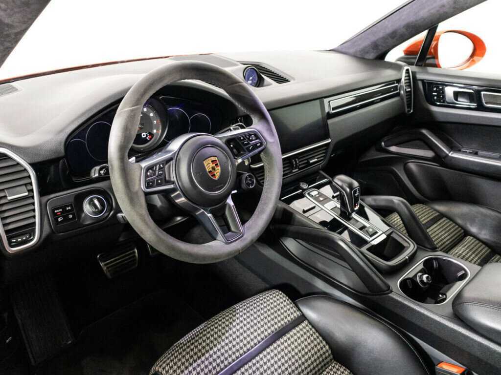 Купить Porsche Cayenne с пробегом. Фото: #10