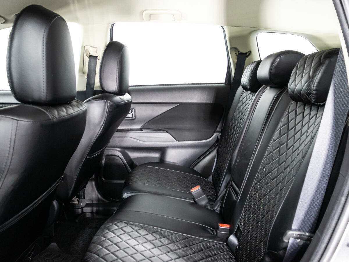 Купить Mitsubishi Outlander с пробегом. Фото: #7