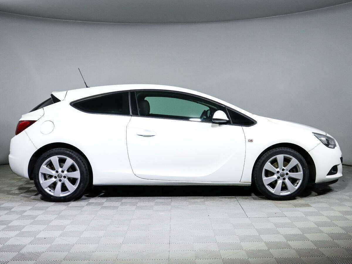Купить Opel Astra с пробегом. Фото: #3