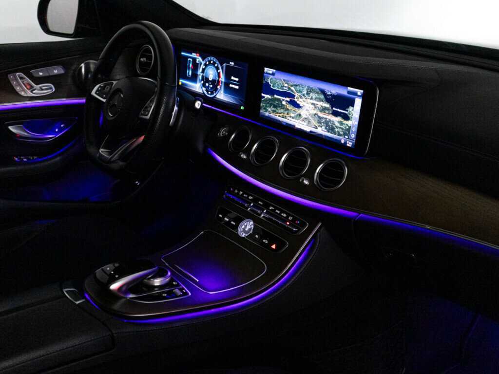 Купить Mercedes-Benz E-Класс с пробегом. Фото: #24