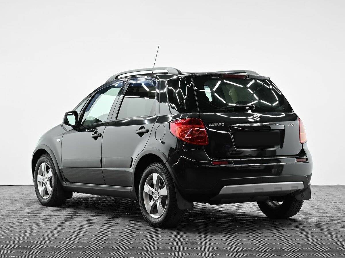 Купить Suzuki SX4 с пробегом. Фото: #1