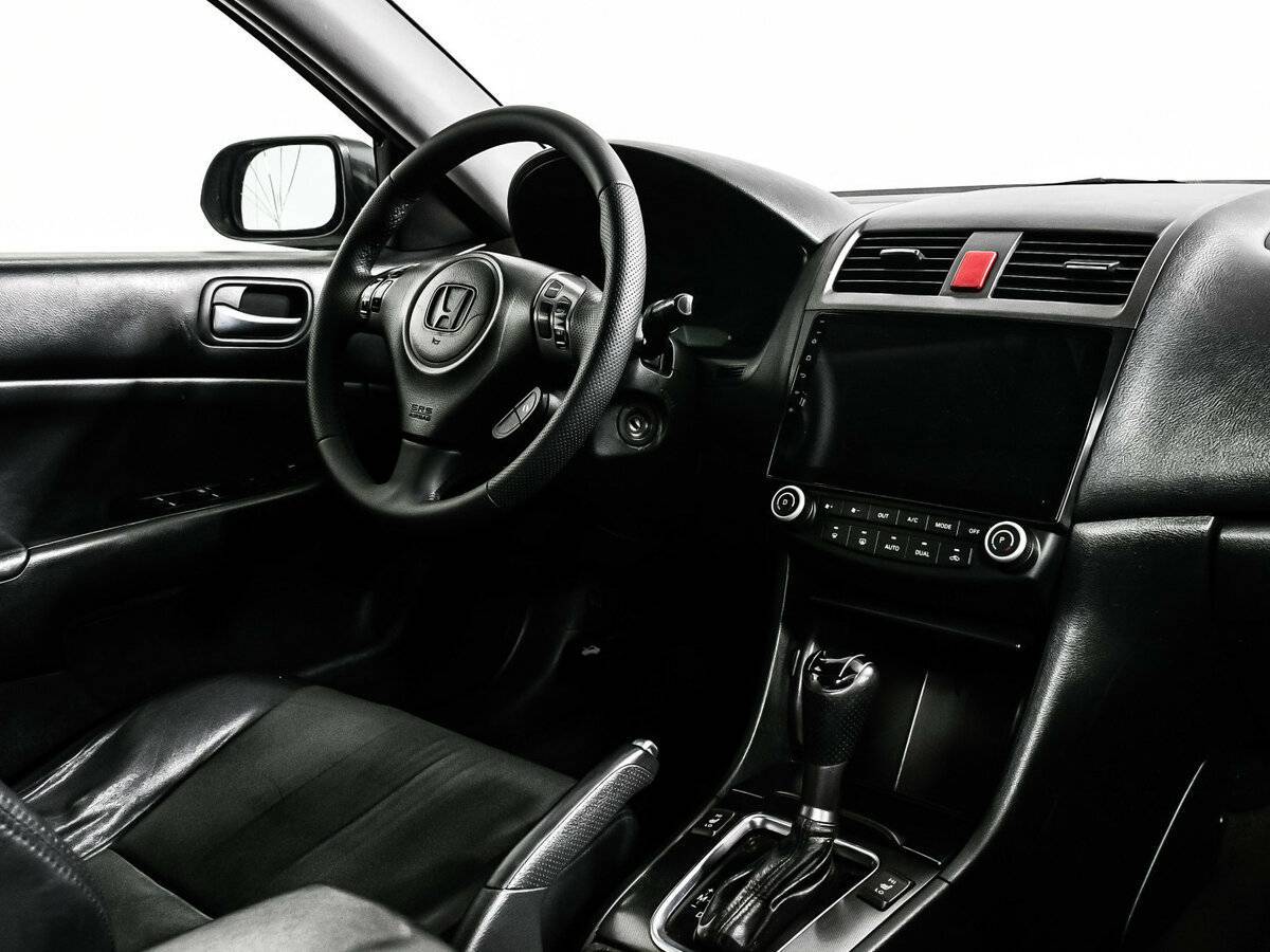Купить Honda Accord с пробегом. Фото: #8