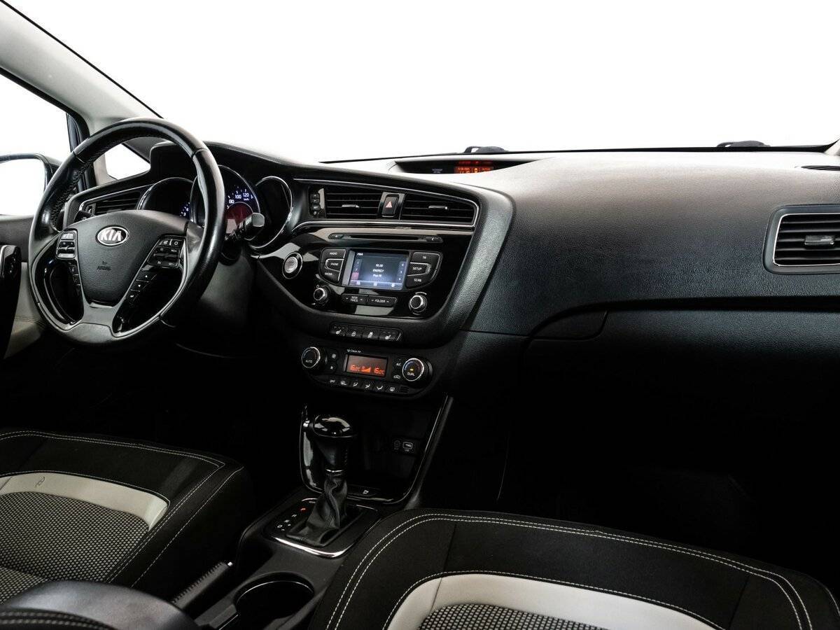 Купить Kia Ceed с пробегом. Фото: #8