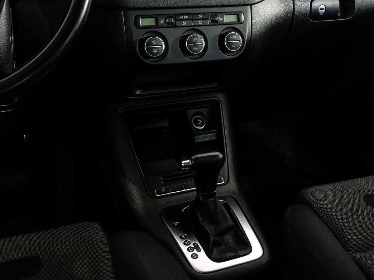 Купить Volkswagen Tiguan с пробегом. Фото: #9