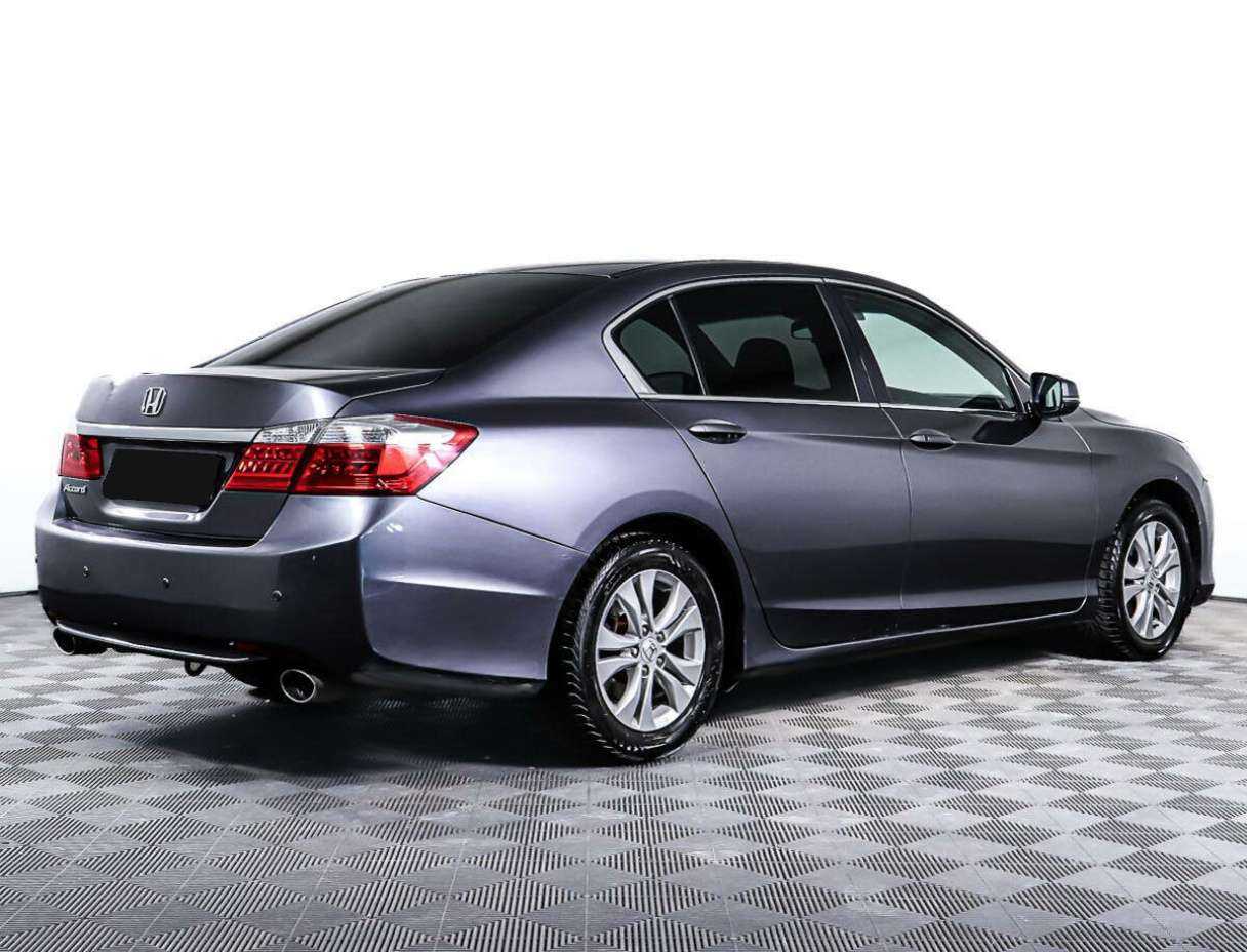 Купить Honda Accord с пробегом. Фото: #3