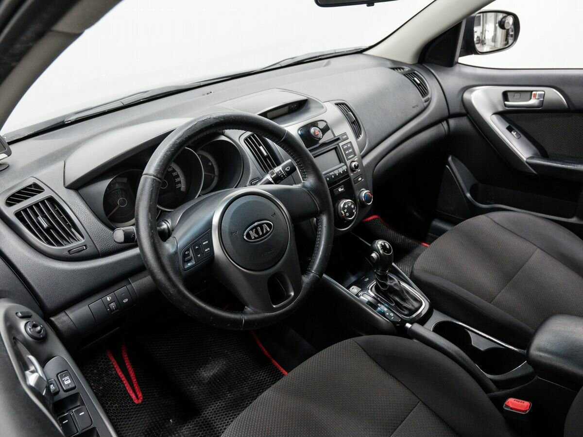 Купить Kia Cerato с пробегом. Фото: #13