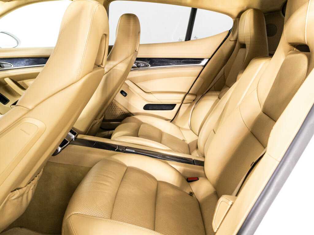Купить Porsche Panamera с пробегом. Фото: #9