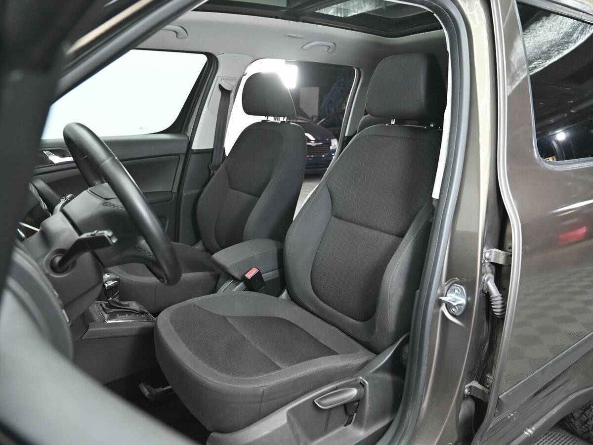 Купить Skoda Yeti с пробегом. Фото: #5