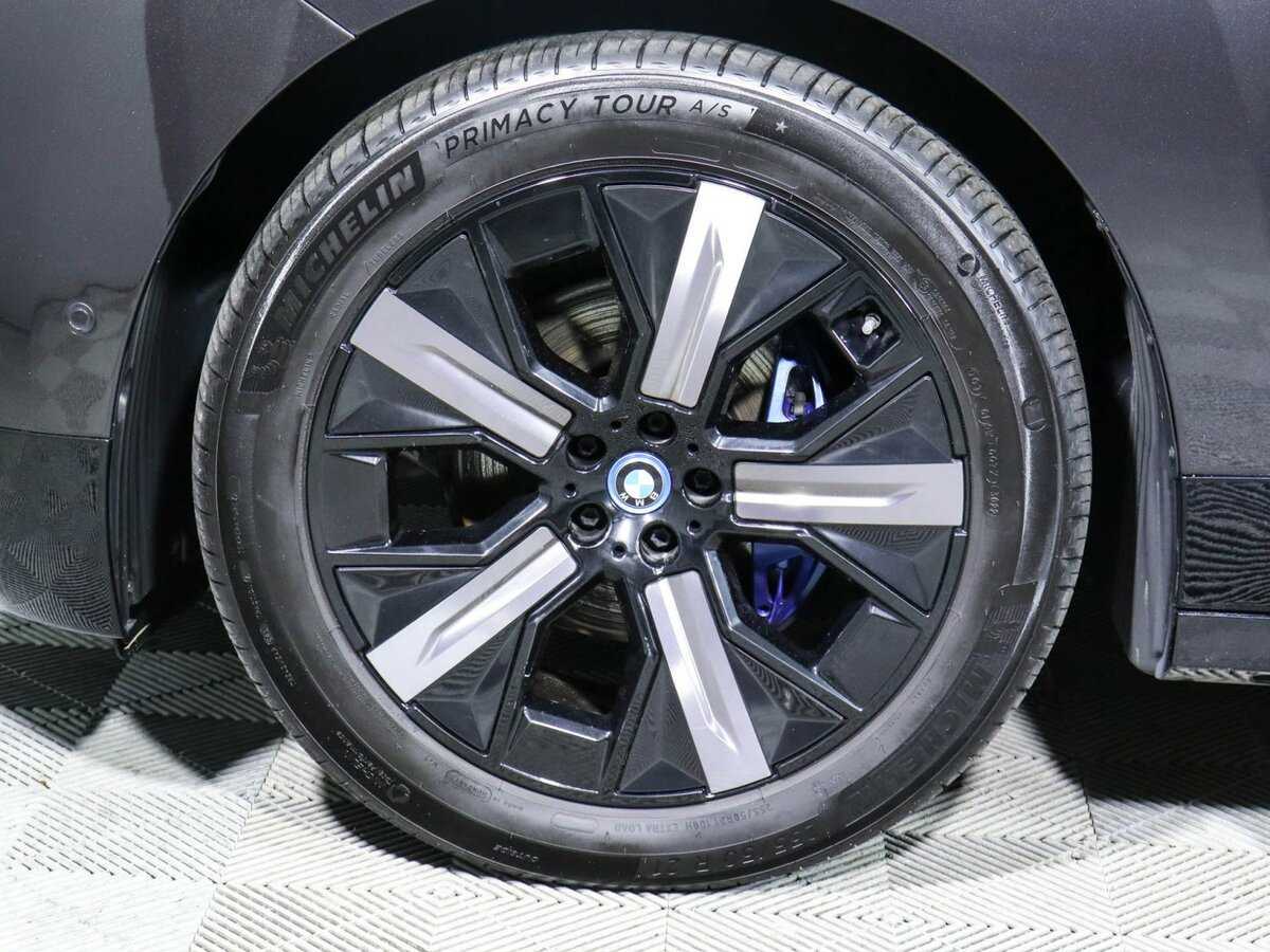 Купить BMW iX с пробегом. Фото: #9