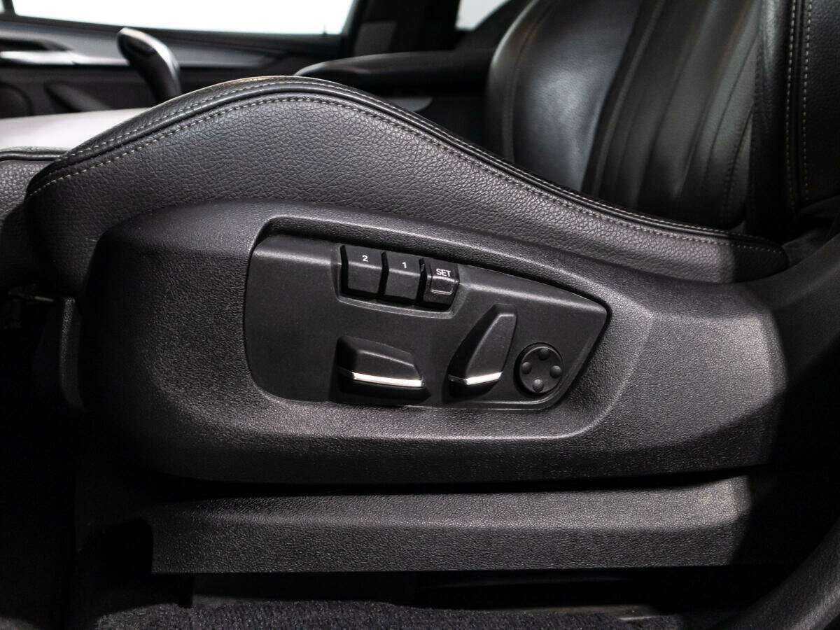 Купить BMW X5 с пробегом. Фото: #16