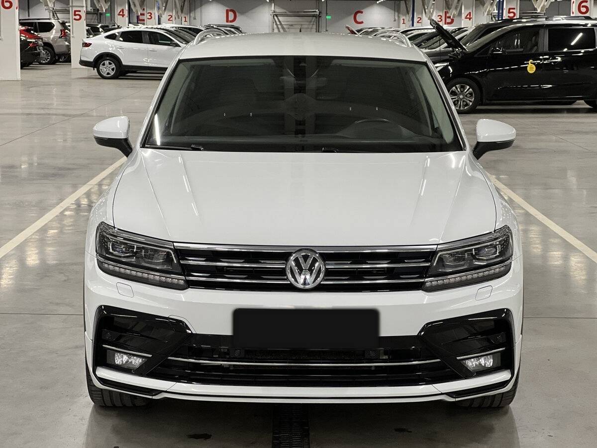 Купить Volkswagen Tiguan с пробегом. Фото: #1