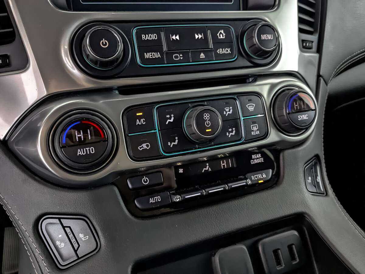 Купить Chevrolet Tahoe с пробегом. Фото: #19