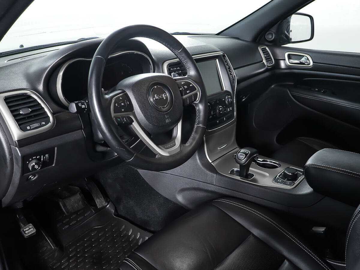 Купить Jeep Grand Cherokee с пробегом. Фото: #12