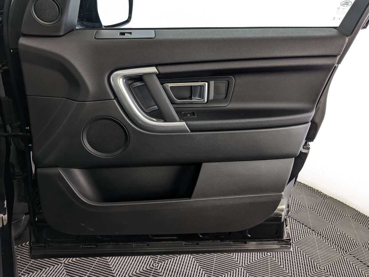 Купить Land Rover Discovery Sport с пробегом. Фото: #24