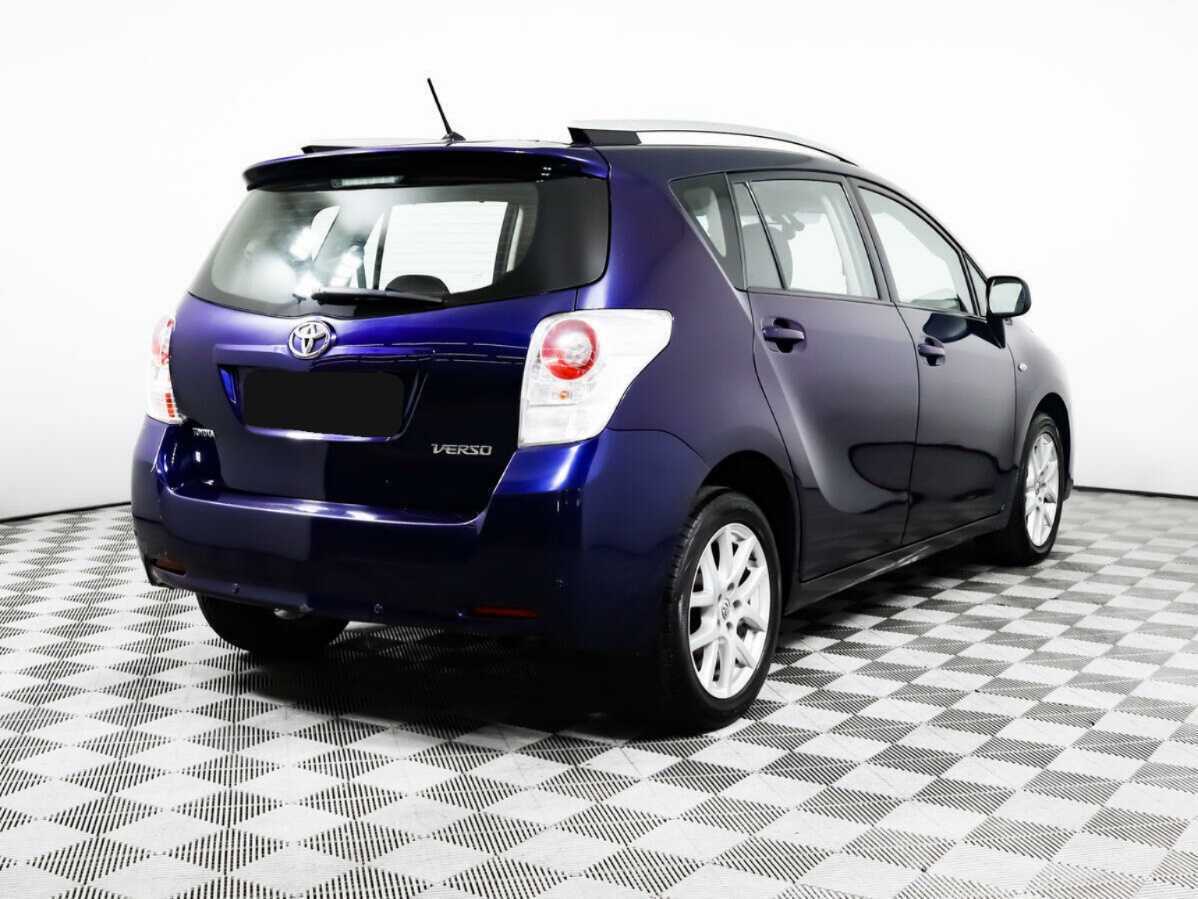 Купить Toyota Verso с пробегом. Фото: #4