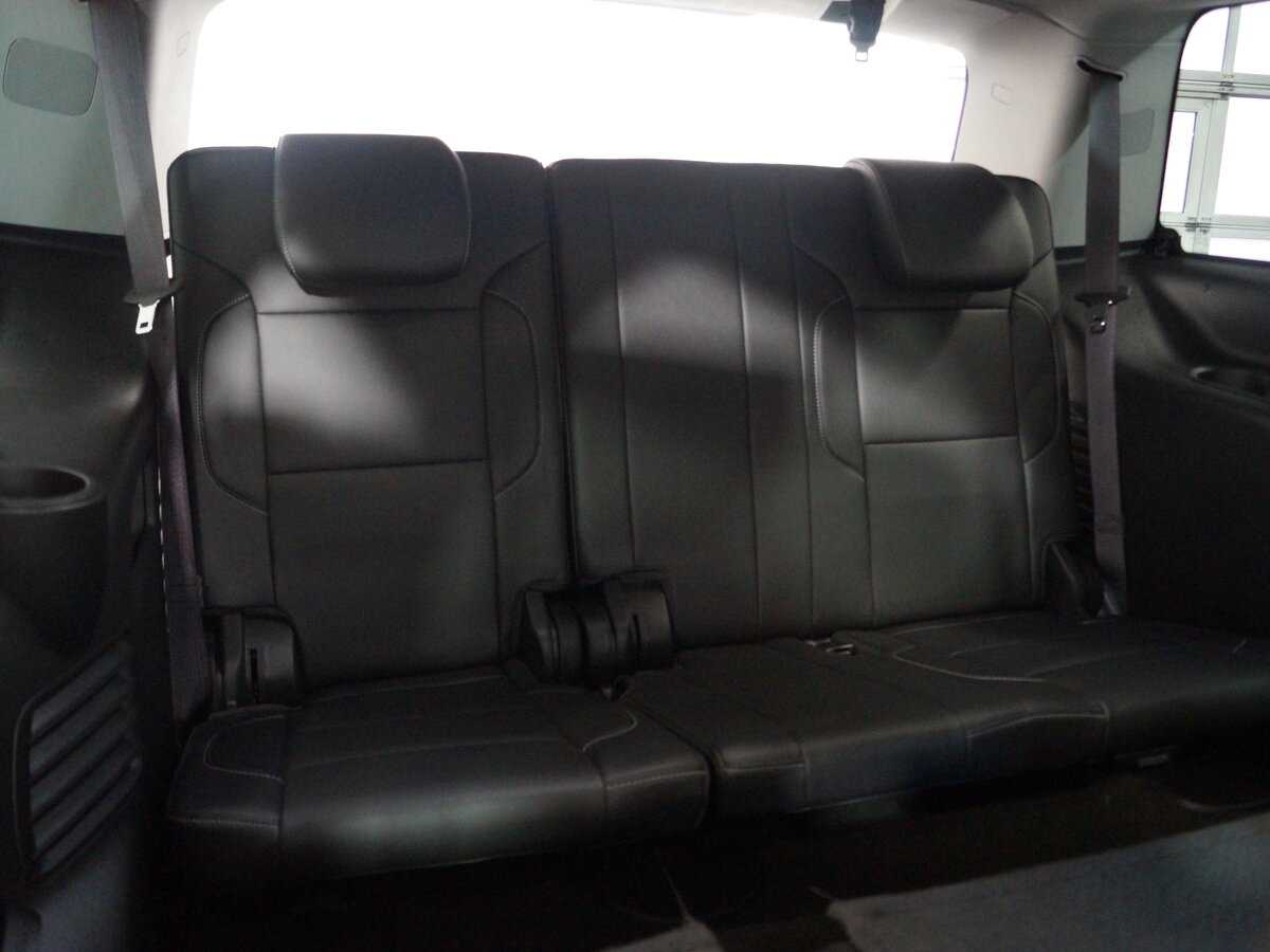 Купить Chevrolet Tahoe с пробегом. Фото: #10