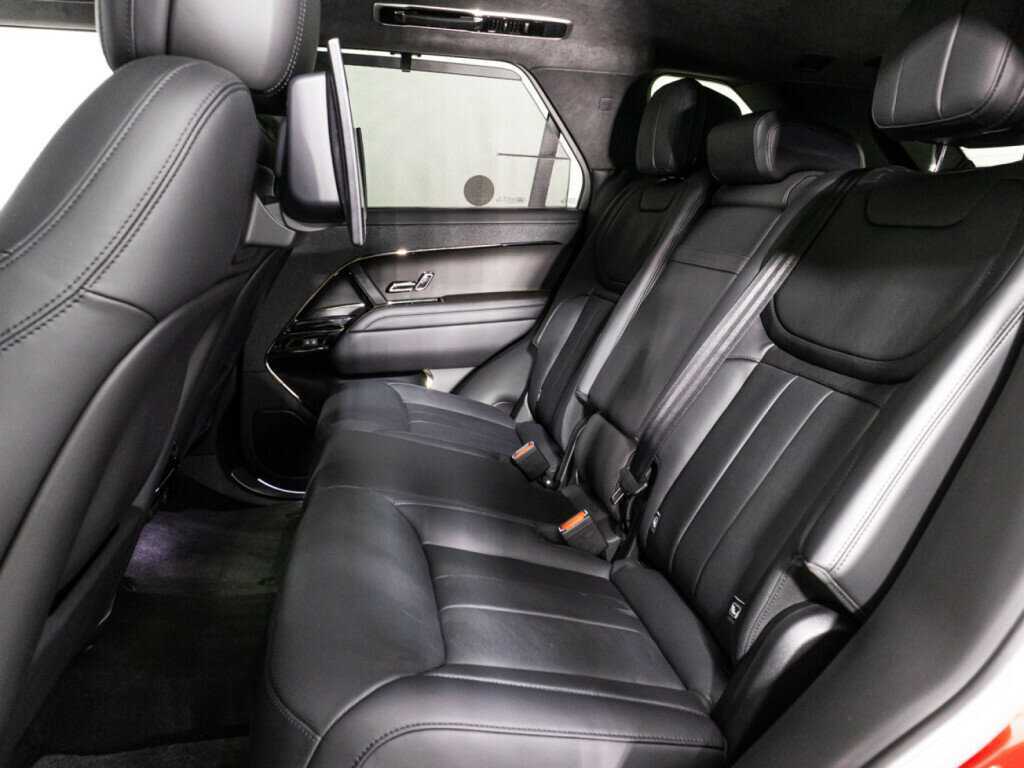 Купить Land Rover Range Rover Sport с пробегом. Фото: #7