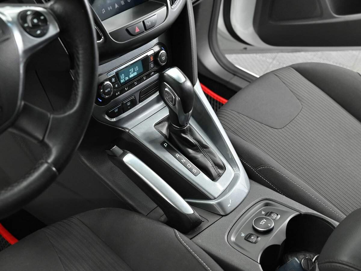 Купить Ford Focus с пробегом. Фото: #9
