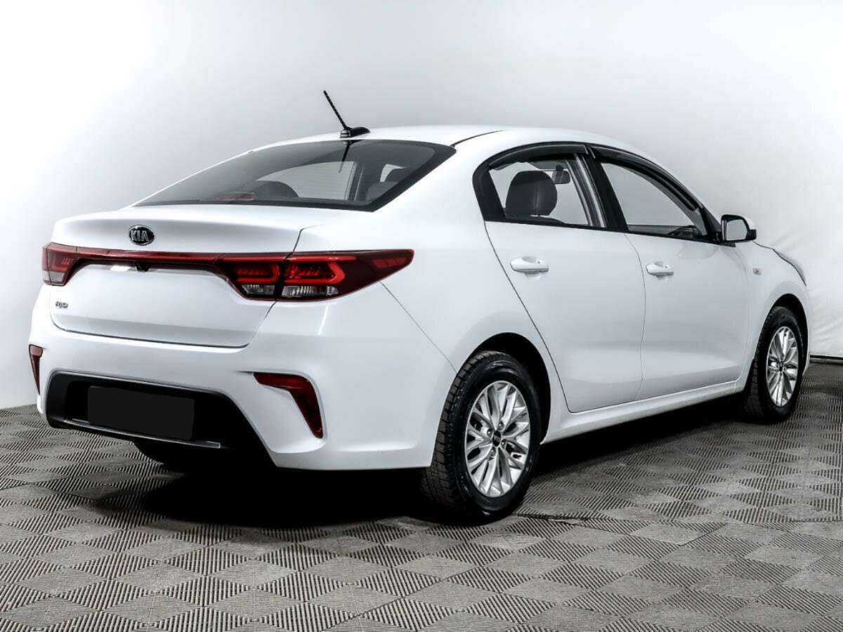 Купить Kia Rio с пробегом. Фото: #3