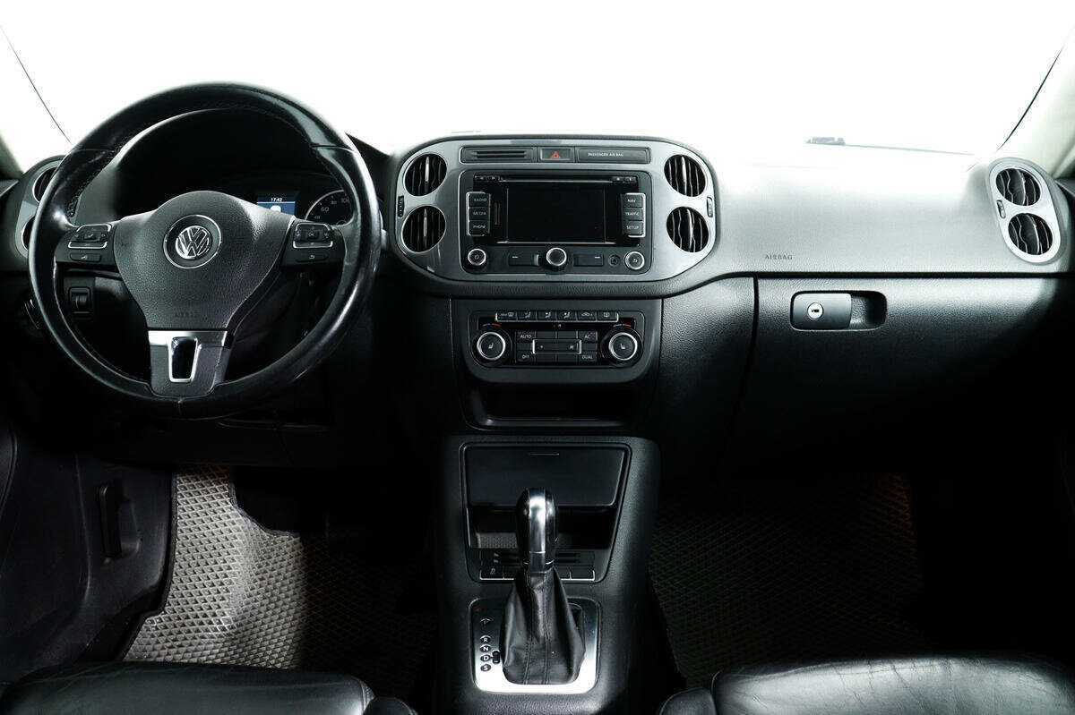 Купить Volkswagen Tiguan с пробегом. Фото: #10