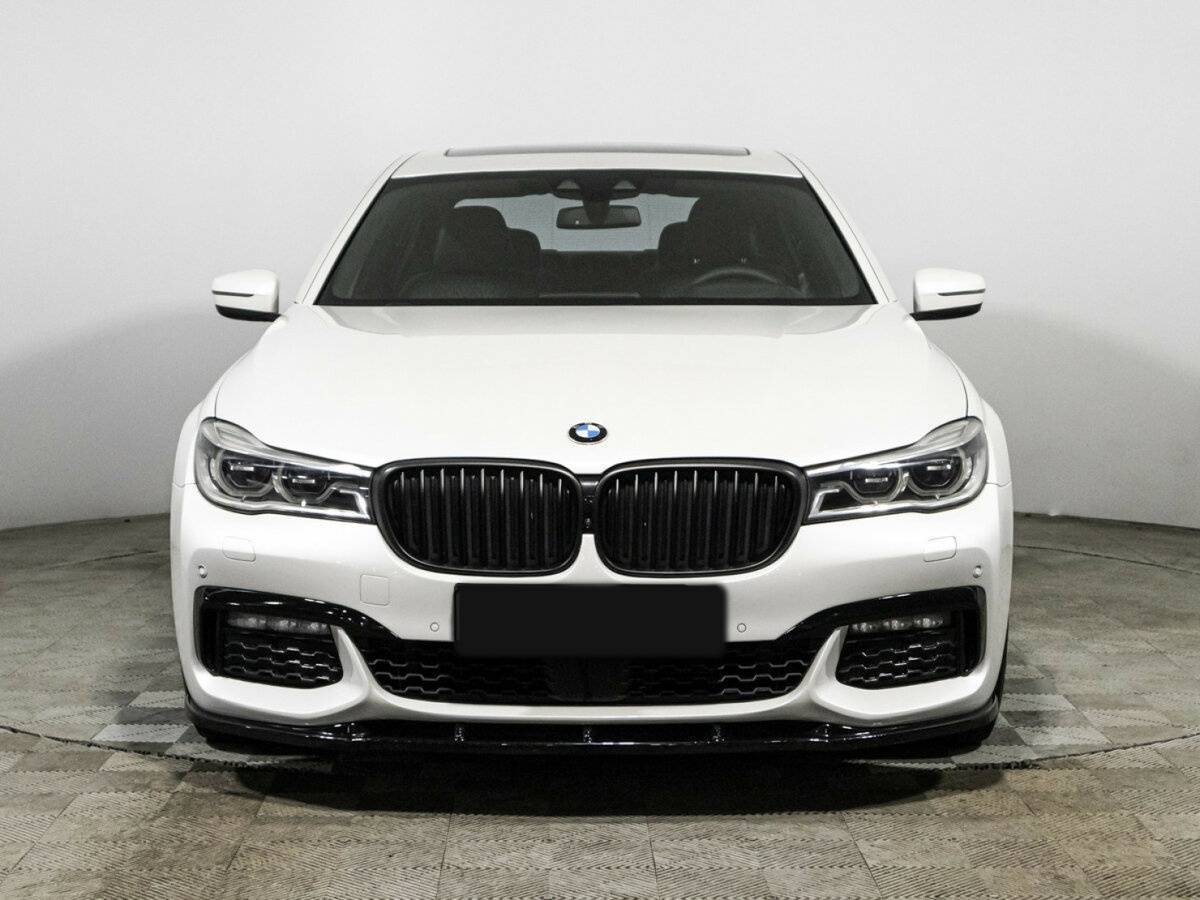 Купить BMW 7 серии с пробегом. Фото: #1