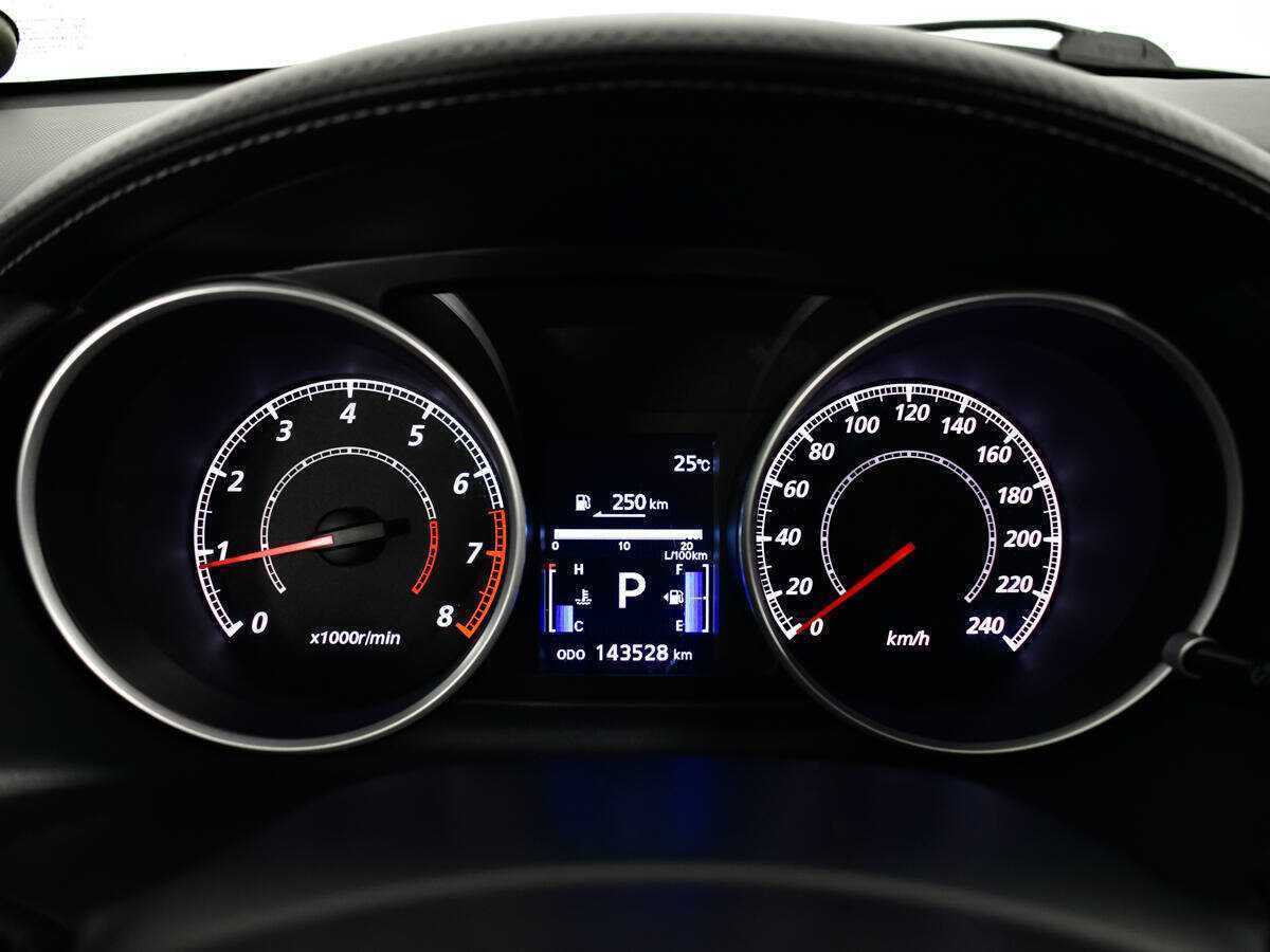 Купить Mitsubishi Outlander с пробегом. Фото: #5