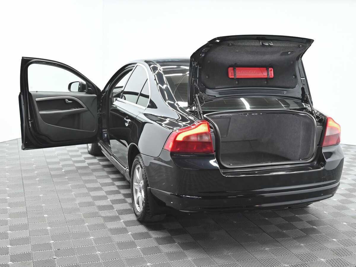 Купить Volvo S80 с пробегом. Фото: #4