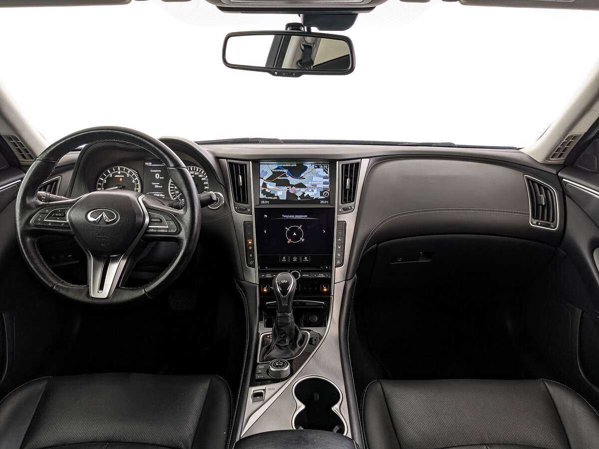 Купить Infiniti Q50 с пробегом. Фото: #9