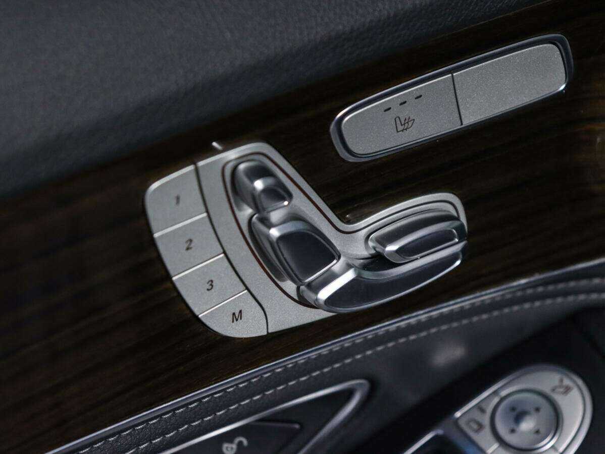 Купить Mercedes-Benz C-Класс с пробегом. Фото: #15