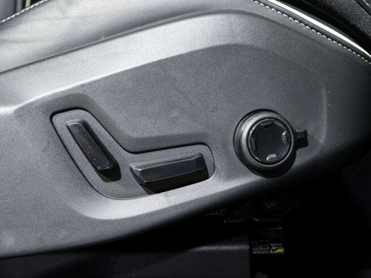 Купить Volvo XC90 с пробегом. Фото: #15