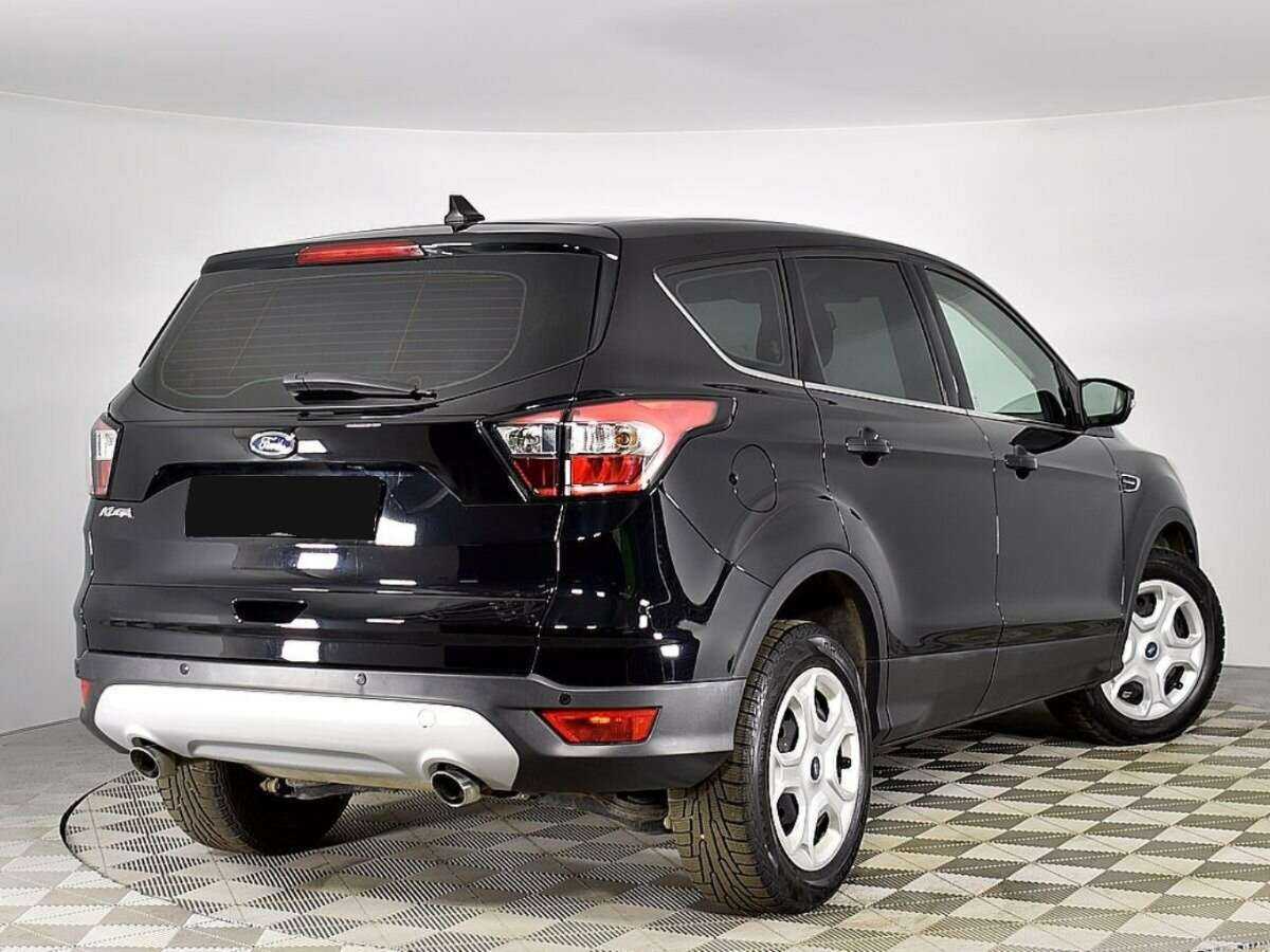 Купить Ford Kuga с пробегом. Фото: #1