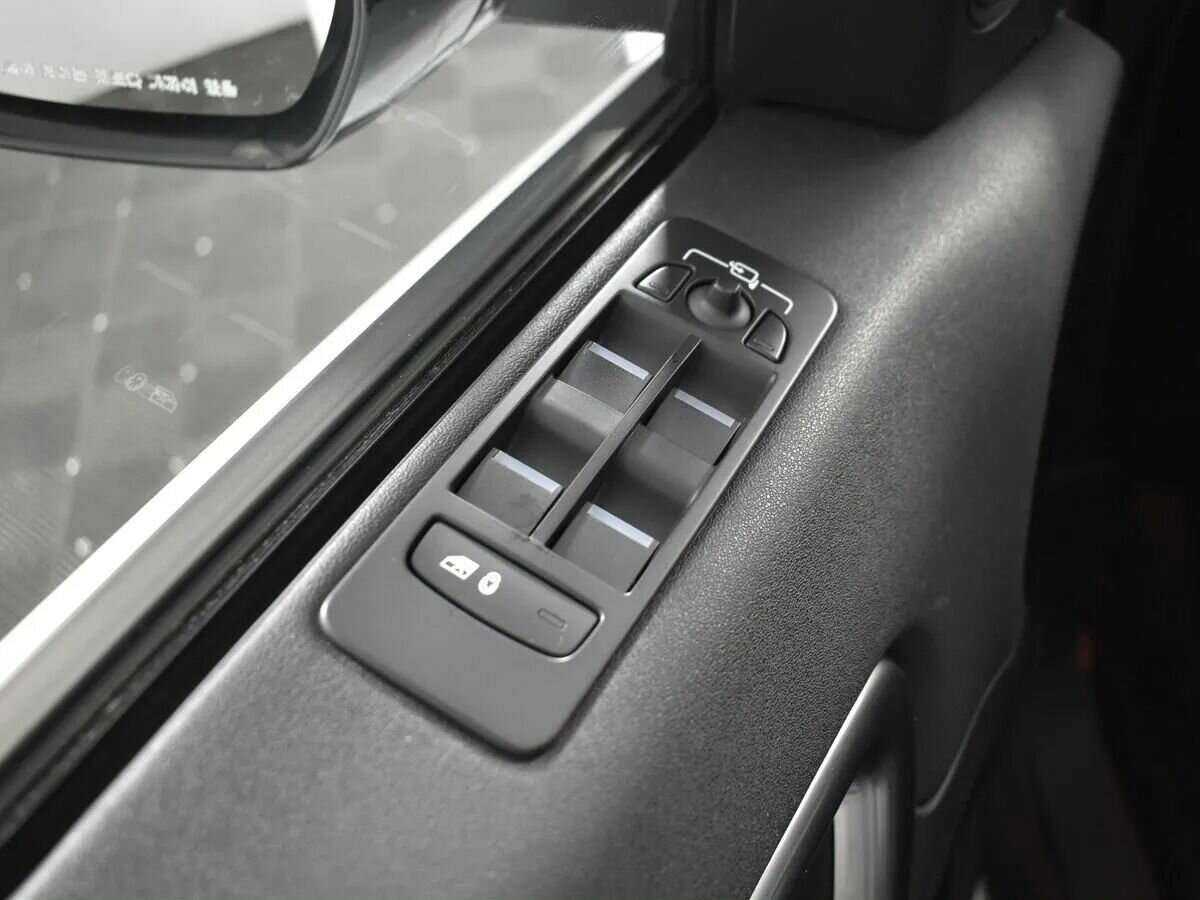 Купить Land Rover Discovery Sport с пробегом. Фото: #7