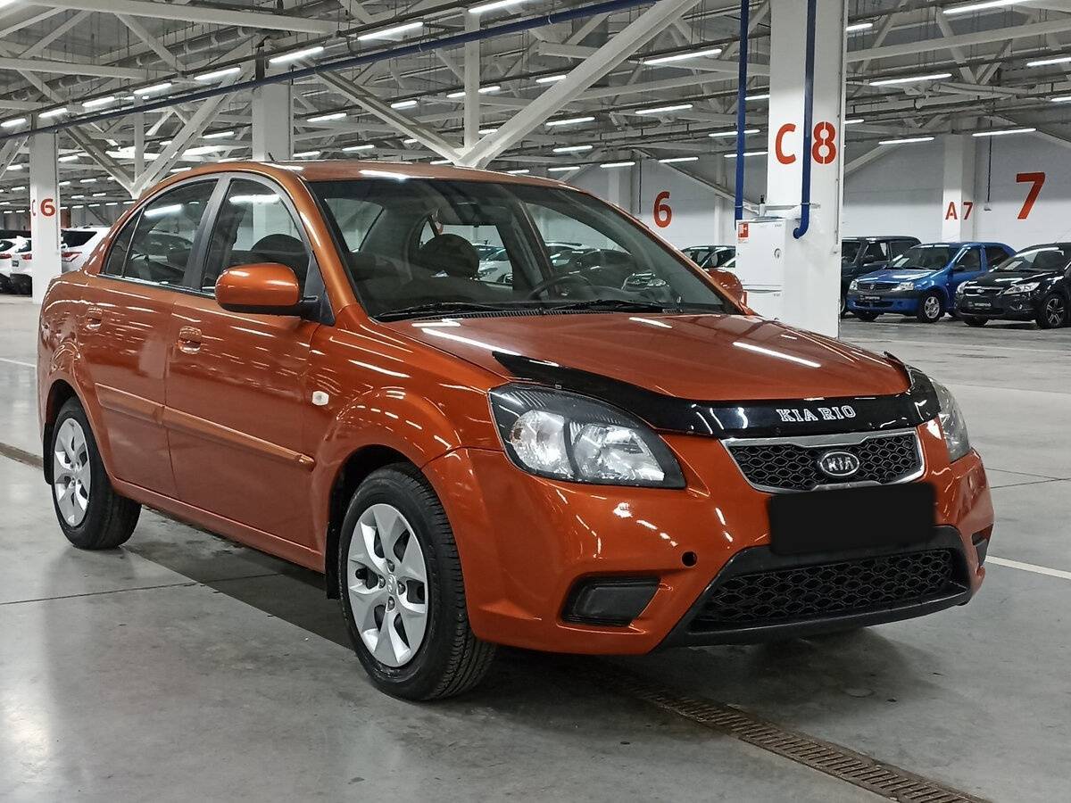 Купить Kia Rio с пробегом. Фото: #2