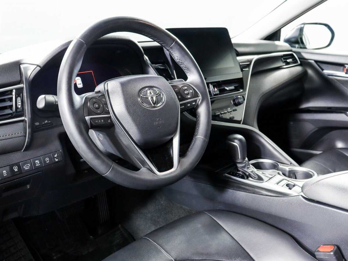 Купить Toyota Camry с пробегом. Фото: #13