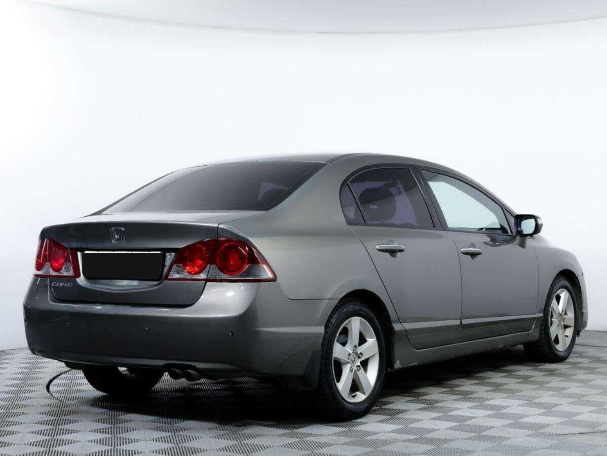 Купить Honda Civic с пробегом. Фото: #4