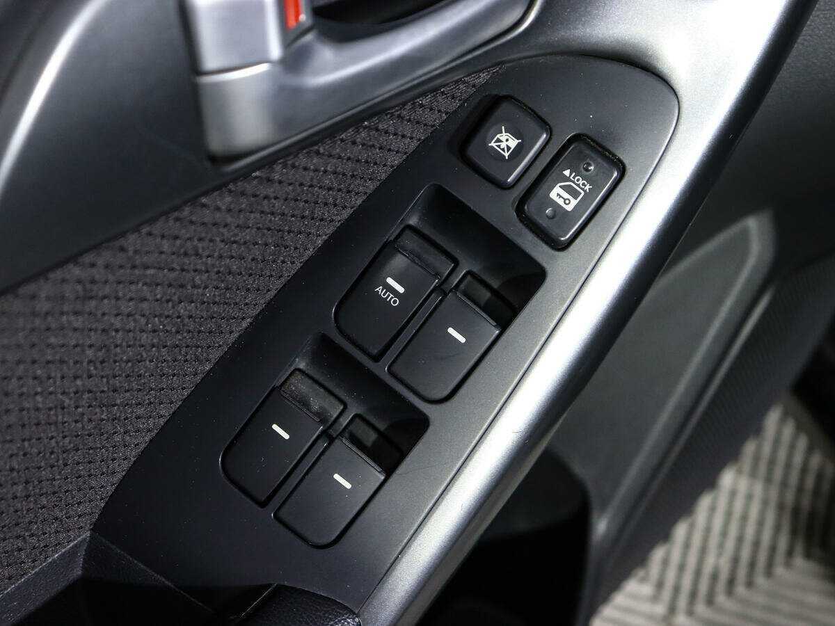 Купить Kia Cerato с пробегом. Фото: #16