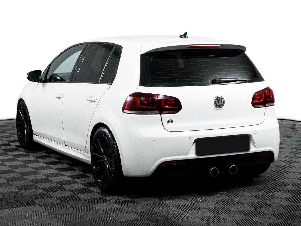 Купить Volkswagen Golf R с пробегом. Фото: #6