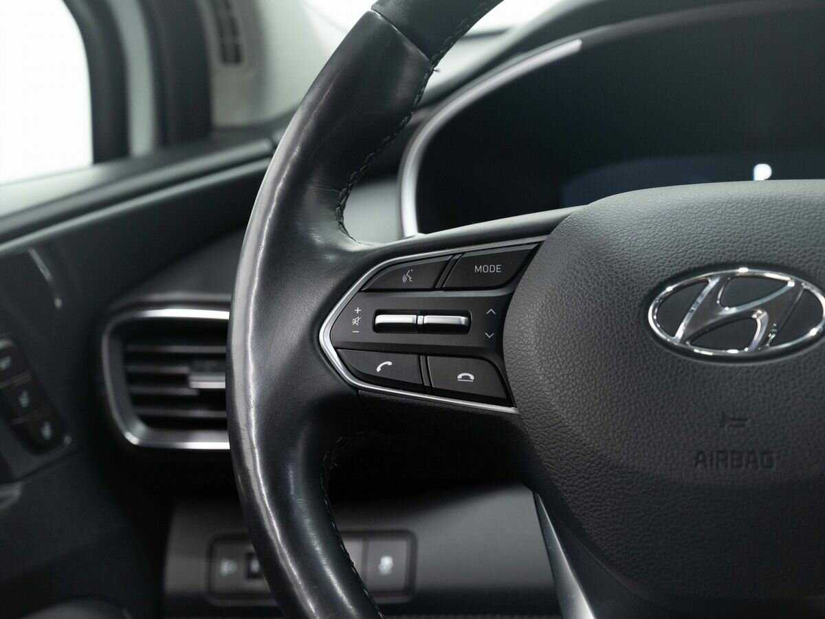 Купить Hyundai Santa Fe с пробегом. Фото: #16