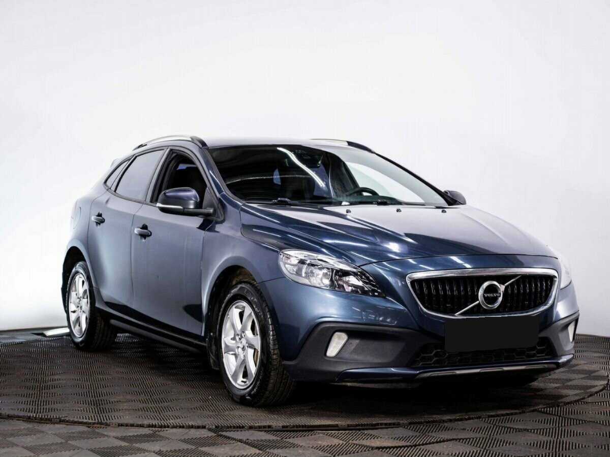 Купить Volvo V40 Cross Country с пробегом. Фото: #2