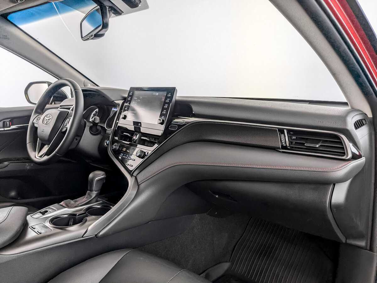 Купить Toyota Camry с пробегом. Фото: #8
