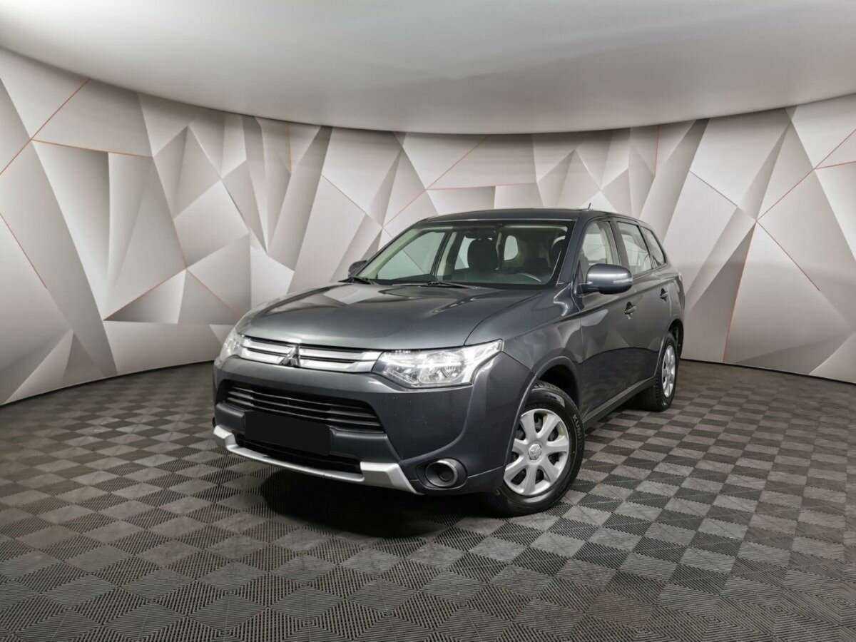 Купить Mitsubishi Outlander с пробегом. Посмотреть фото