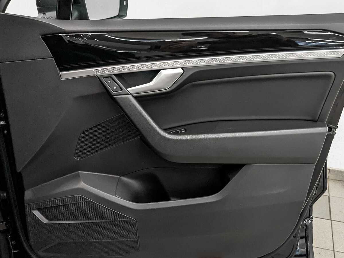 Купить Volkswagen Touareg с пробегом. Фото: #23