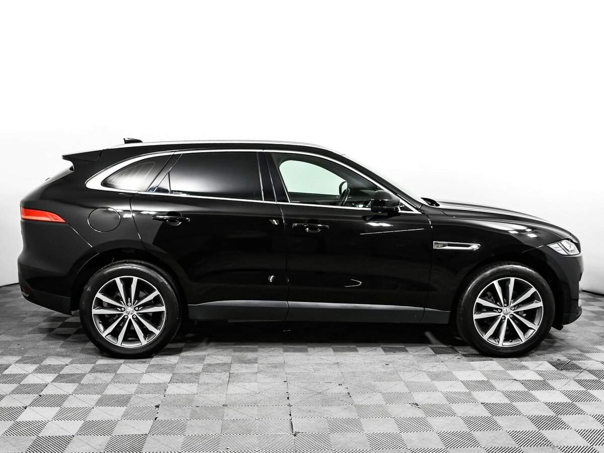 Купить Jaguar F-Pace с пробегом. Фото: #3